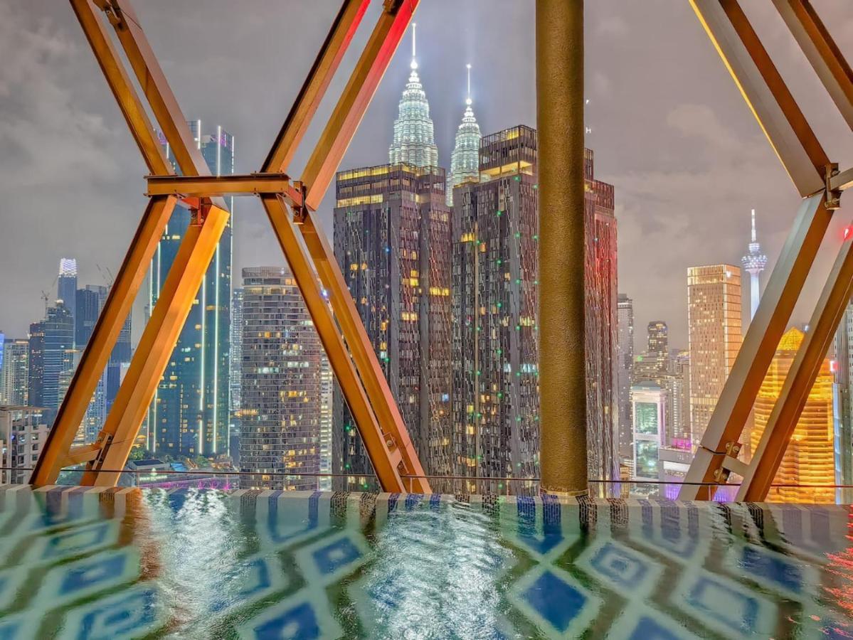 Scarletz Suites Klcc Twin Tower By Purple Orchid クアラルンプール エクステリア 写真
