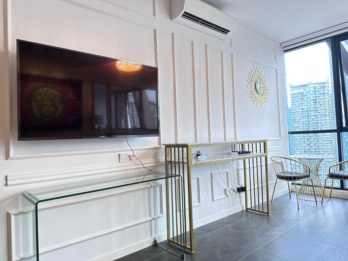 Scarletz Suites Klcc Twin Tower By Purple Orchid クアラルンプール エクステリア 写真