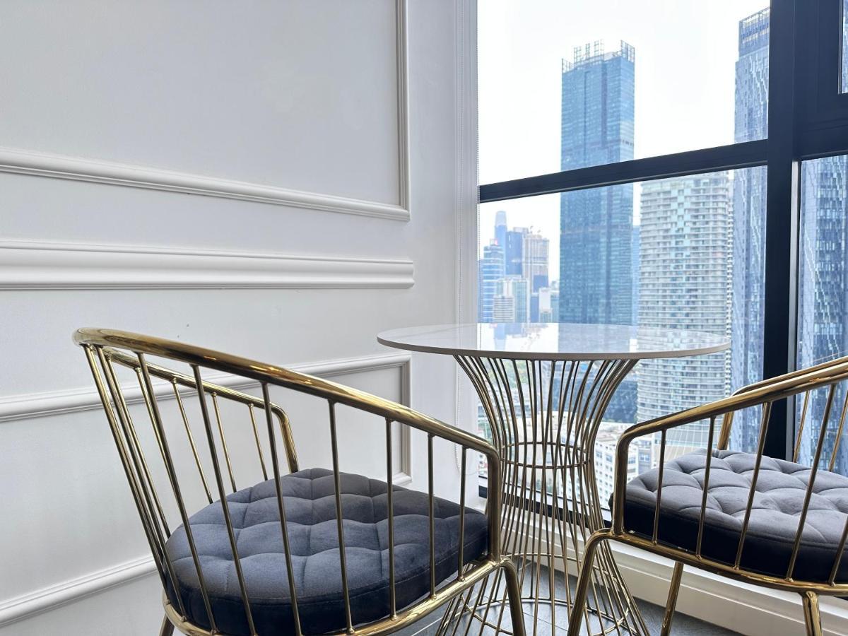 Scarletz Suites Klcc Twin Tower By Purple Orchid クアラルンプール エクステリア 写真