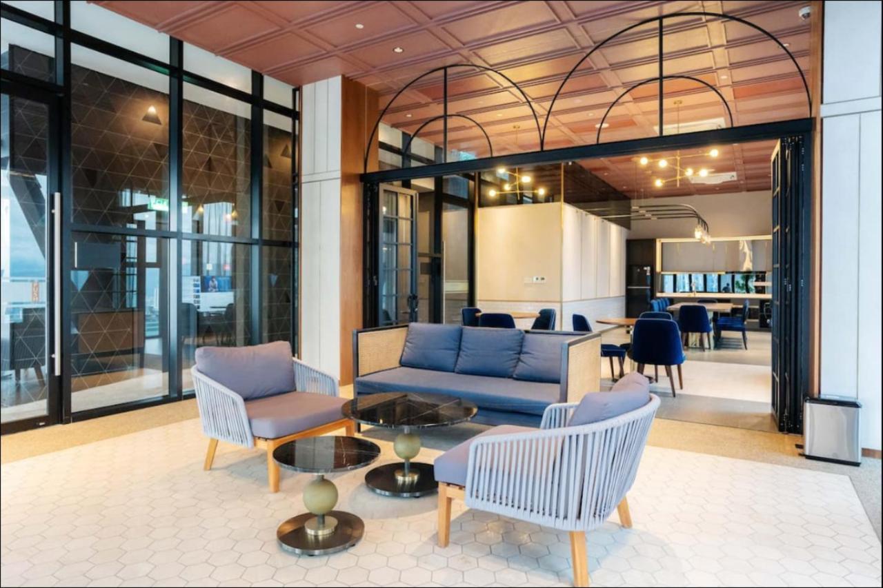 Scarletz Suites Klcc Twin Tower By Purple Orchid クアラルンプール エクステリア 写真