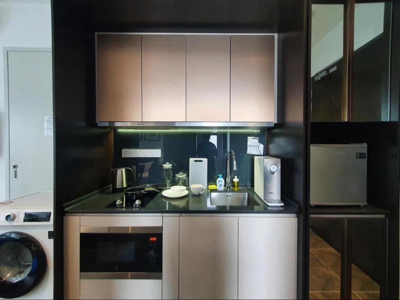 Scarletz Suites Klcc Twin Tower By Purple Orchid クアラルンプール エクステリア 写真