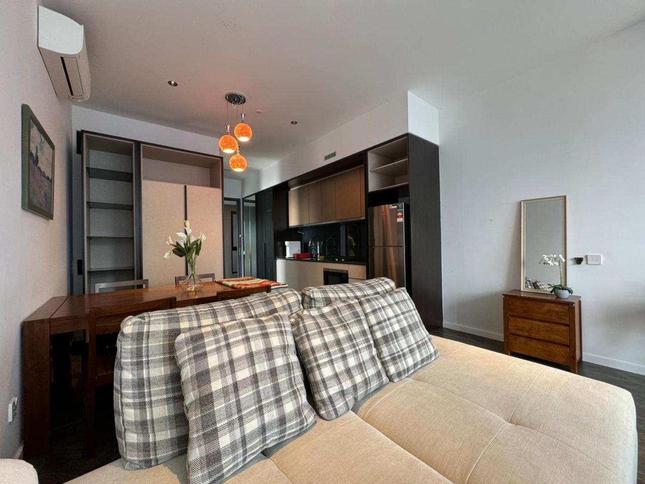 Scarletz Suites Klcc Twin Tower By Purple Orchid クアラルンプール エクステリア 写真